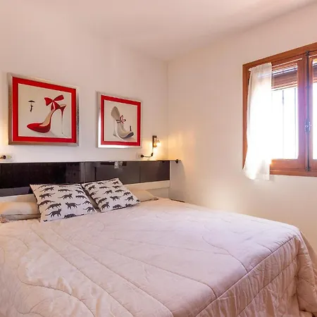 2 Bedroom Lovely In Holiday home *