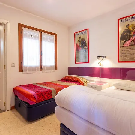 2 Bedroom Lovely In