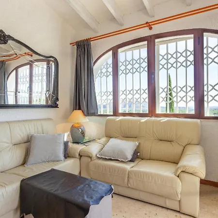 2 Bedroom Lovely In * Orba
