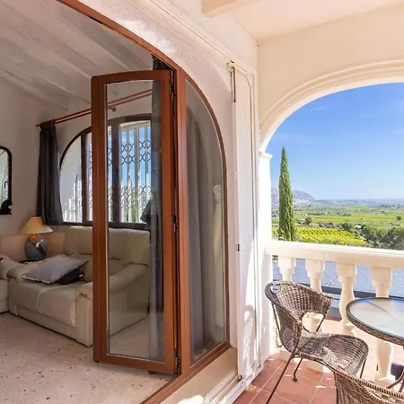 2 Bedroom Lovely In